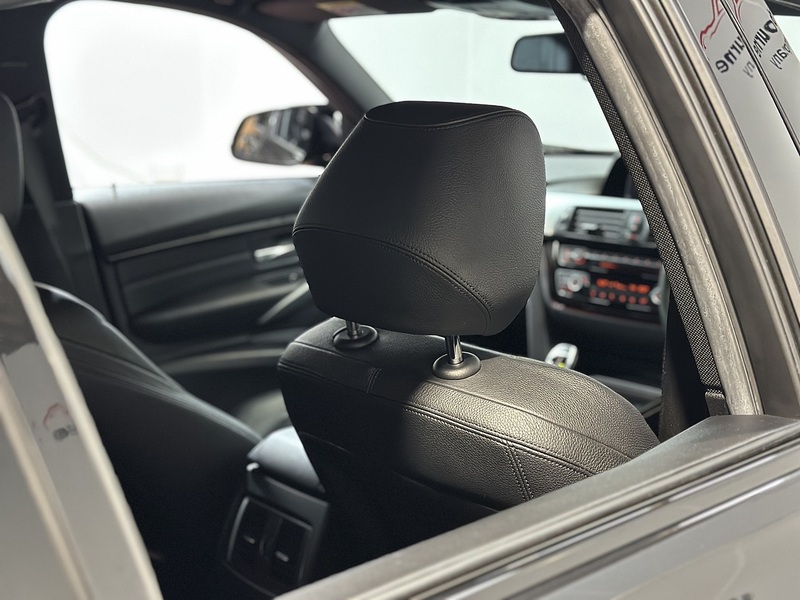 BMW 3 Series 335d M Sport - U1384