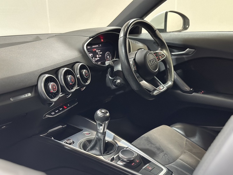 Audi TT TFSI S line - U1386