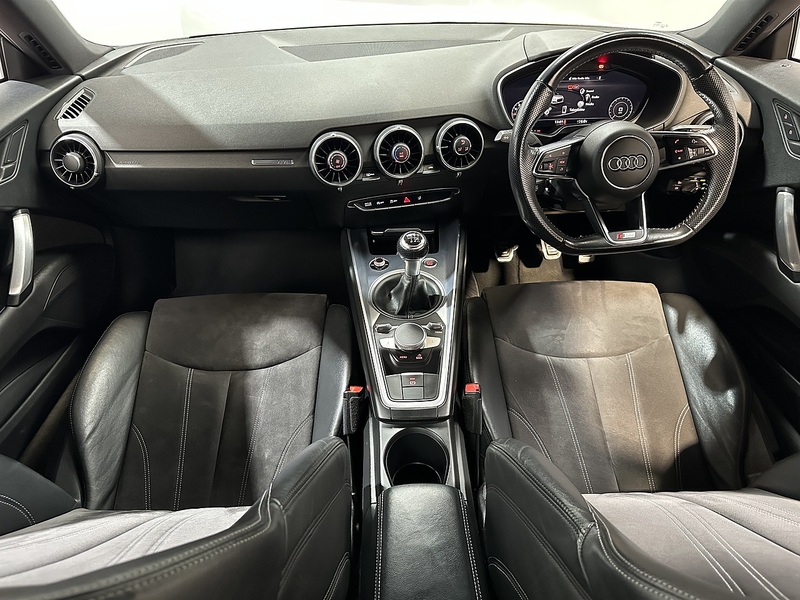 Audi TT TFSI S line - U1386