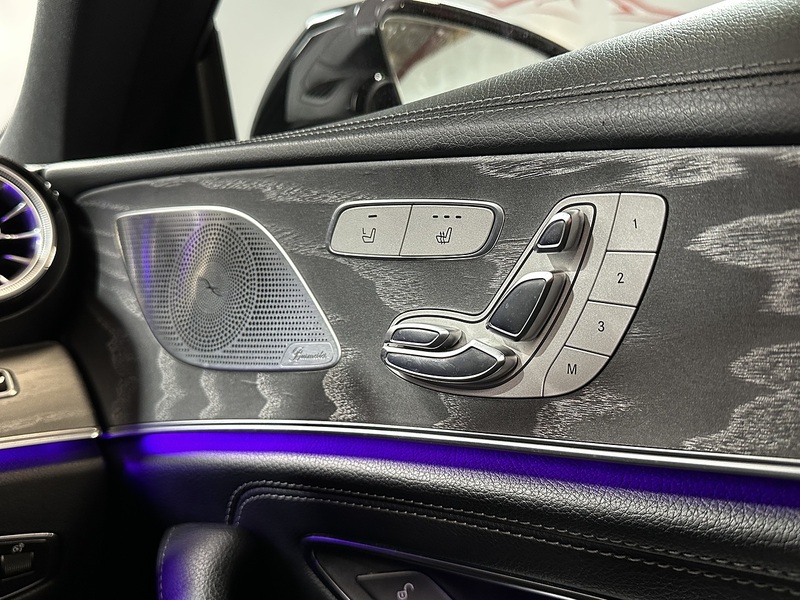 Mercedes-Benz CLS CLS350d AMG Line - U1389
