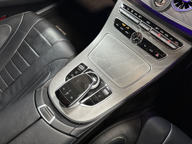 Mercedes-Benz CLS CLS350d AMG Line - U1389
