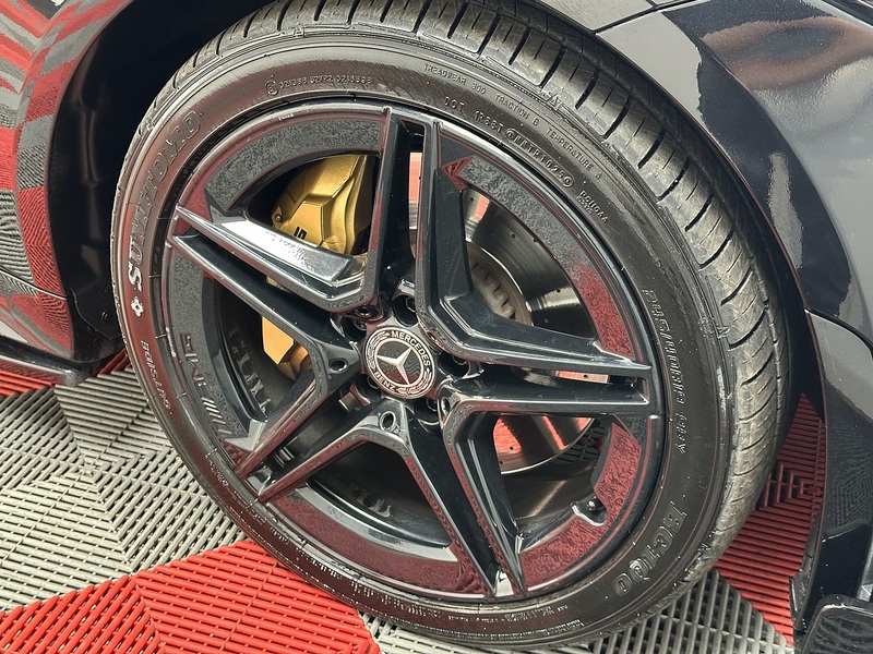 Mercedes-Benz CLS CLS350d AMG Line - U1389