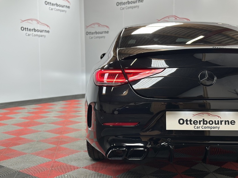 Mercedes-Benz CLS CLS350d AMG Line - U1389