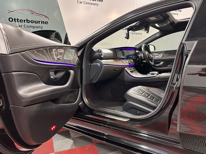 Mercedes-Benz CLS CLS350d AMG Line - U1389