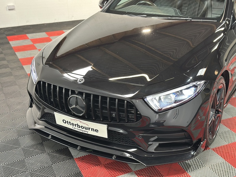 Mercedes-Benz CLS CLS350d AMG Line - U1389