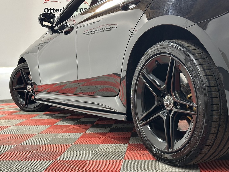 Mercedes-Benz CLS CLS350d AMG Line - U1389