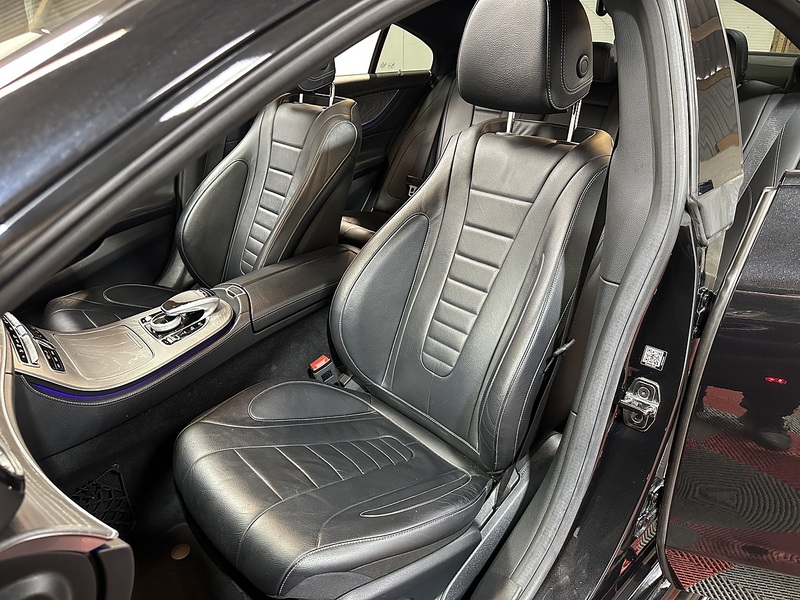 Mercedes-Benz CLS CLS350d AMG Line - U1389