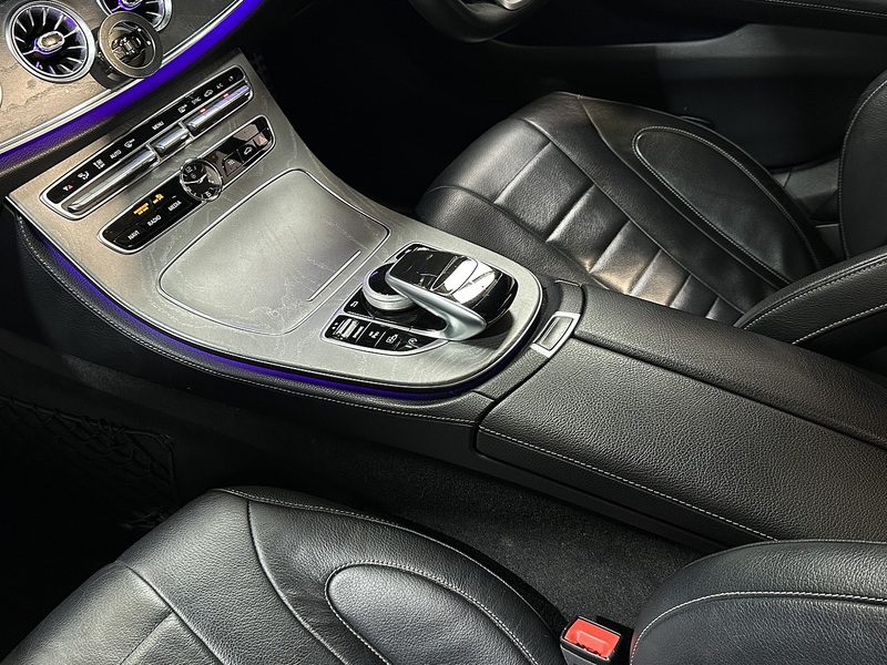 Mercedes-Benz CLS CLS350d AMG Line - U1389