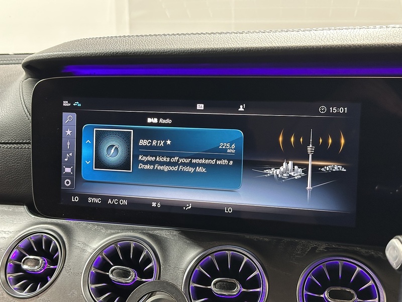 Mercedes-Benz CLS CLS350d AMG Line - U1389