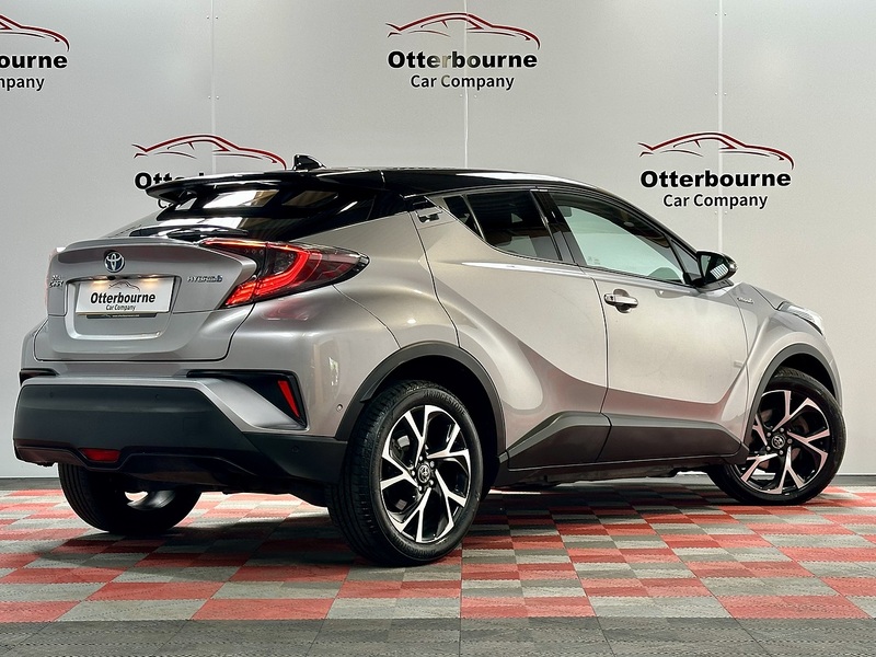 Toyota C-HR VVT-h Dynamic - U1390