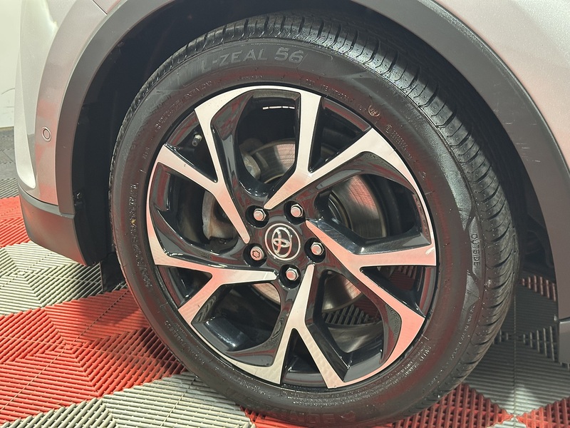 Toyota C-HR VVT-h Dynamic - U1390