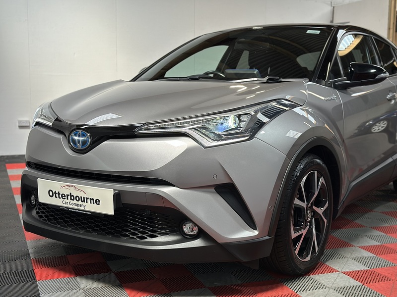 Toyota C-HR VVT-h Dynamic - U1390