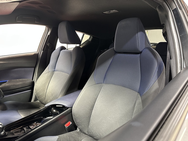 Toyota C-HR VVT-h Dynamic - U1390