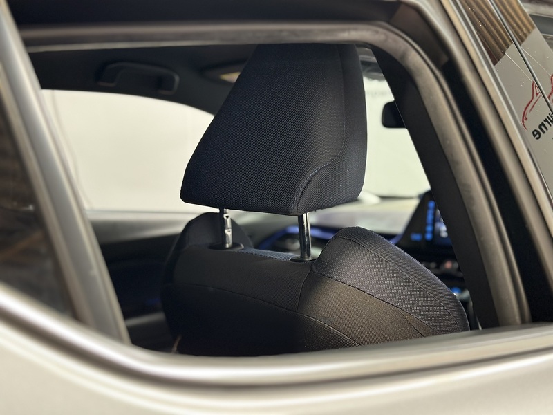 Toyota C-HR VVT-h Dynamic - U1390