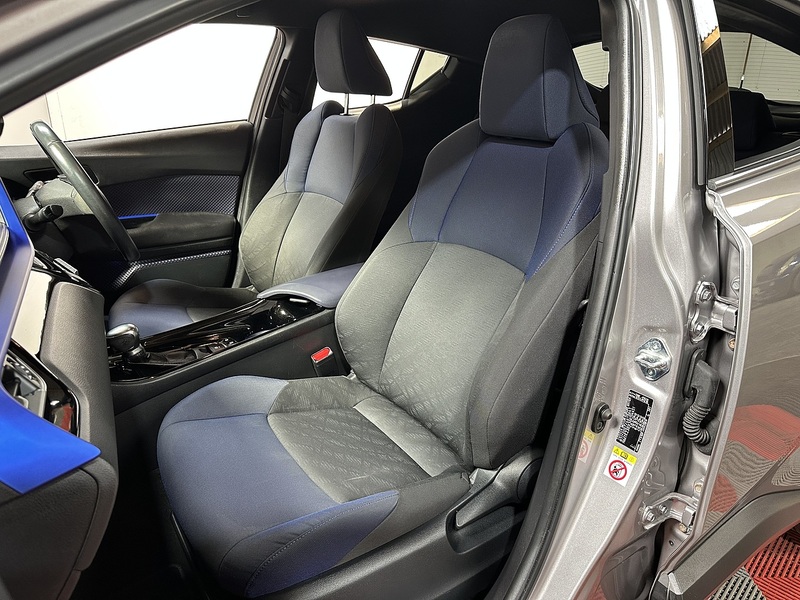 Toyota C-HR VVT-h Dynamic - U1390