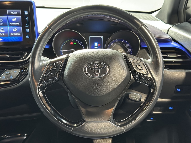 Toyota C-HR VVT-h Dynamic - U1390