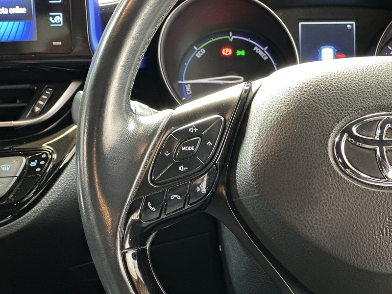 Toyota C-HR VVT-h Dynamic - U1390