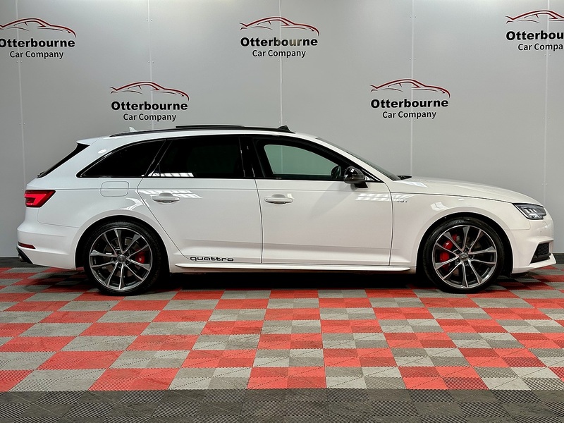 Audi S4 Avant TFSI V6 - U1393