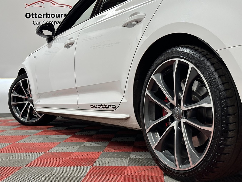 Audi S4 Avant TFSI V6 - U1393