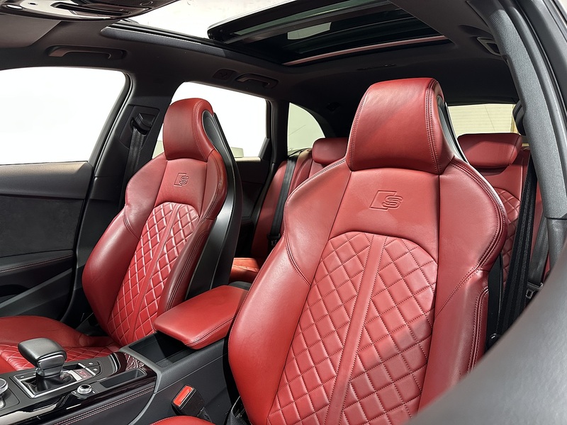 Audi S4 Avant TFSI V6 - U1393