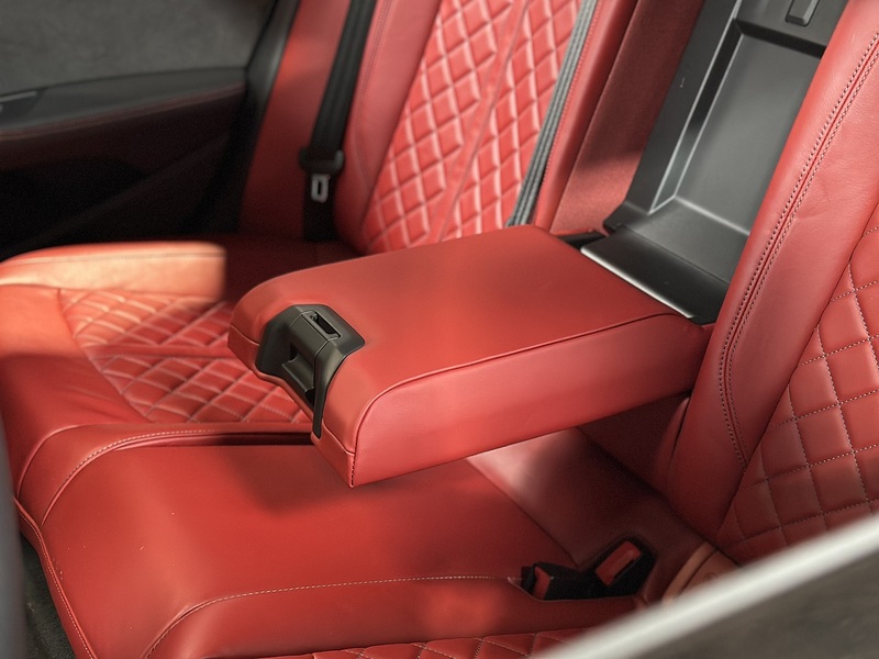 Audi S4 Avant TFSI V6 - U1393
