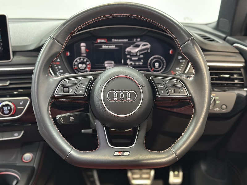 Audi S4 Avant TFSI V6 - U1393