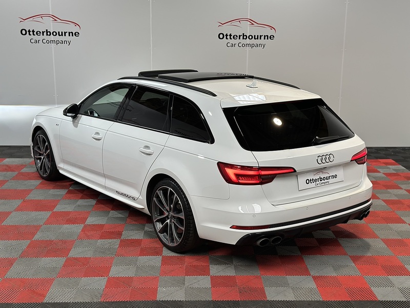Audi S4 Avant TFSI V6 - U1393