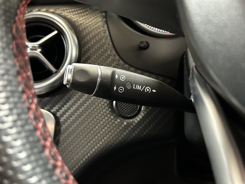Mercedes-Benz A Class A180d AMG Line - U1401