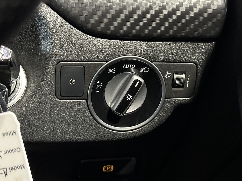 Mercedes-Benz A Class A180d AMG Line - U1401