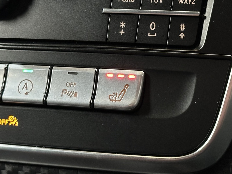 Mercedes-Benz A Class A180d AMG Line - U1401