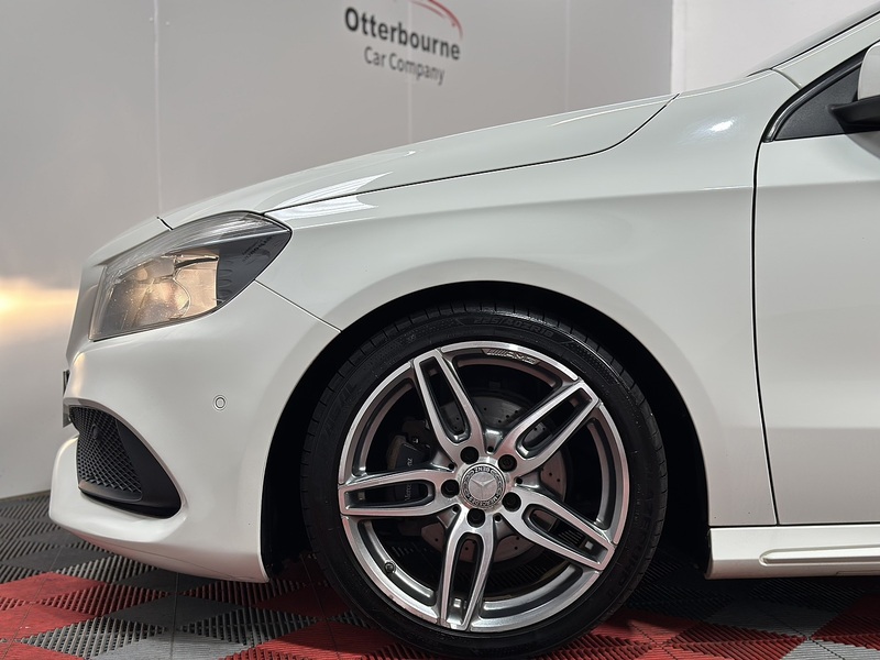 Mercedes-Benz A Class A180d AMG Line - U1401