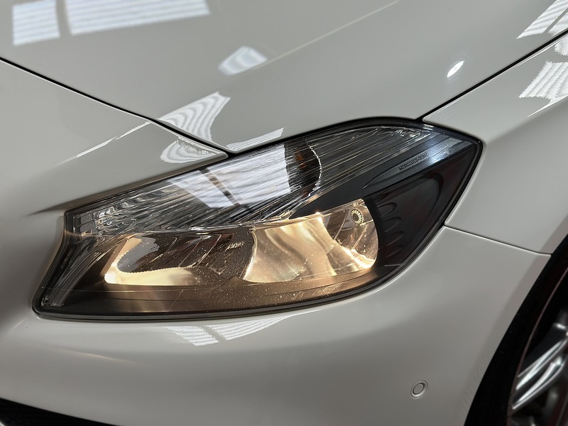 Mercedes-Benz A Class A180d AMG Line - U1401
