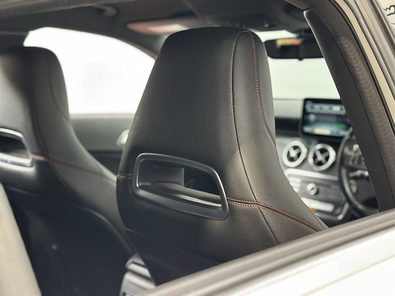 Mercedes-Benz A Class A180d AMG Line - U1401