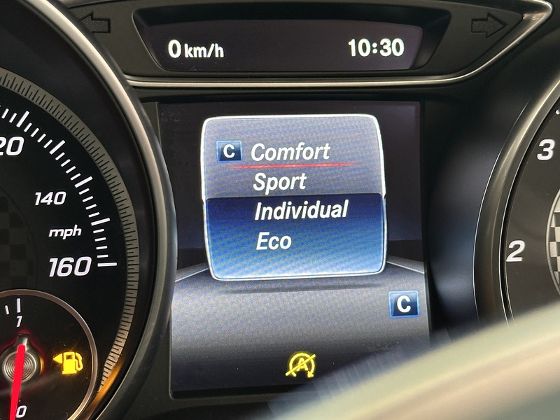 Mercedes-Benz A Class A180d AMG Line - U1401
