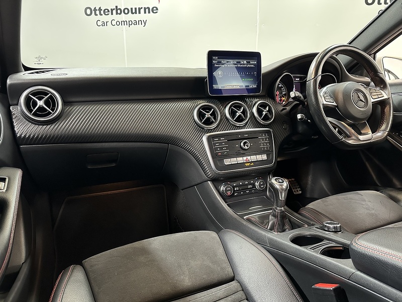 Mercedes-Benz A Class A180d AMG Line - U1401