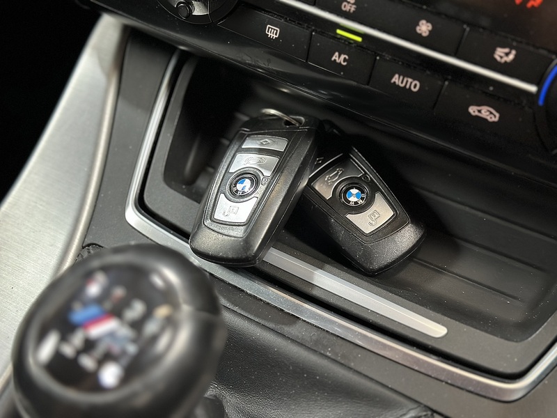 BMW 5 Series 520d M Sport - U1403