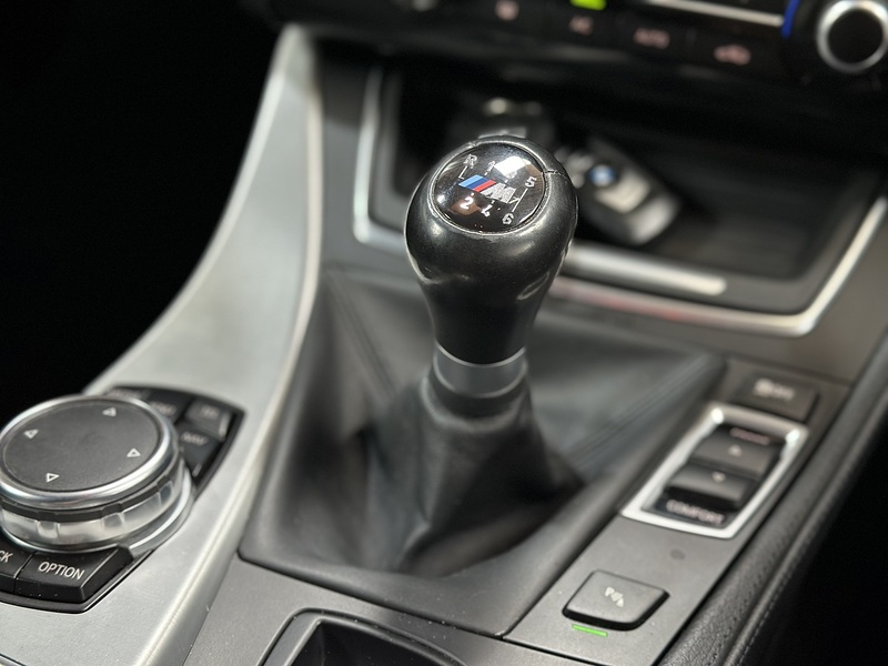 BMW 5 Series 520d M Sport - U1403