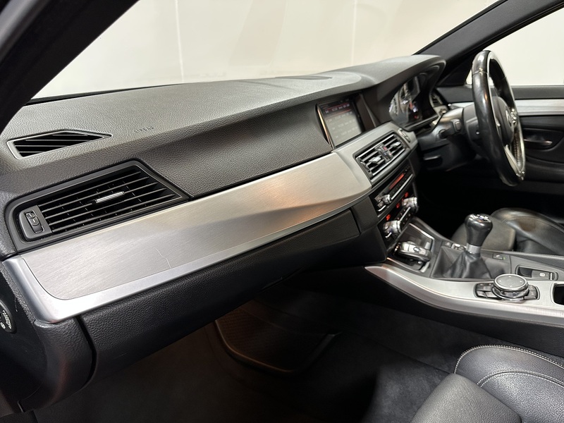 BMW 5 Series 520d M Sport - U1403