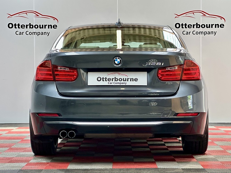 BMW 3 Series 328i Modern - U1404