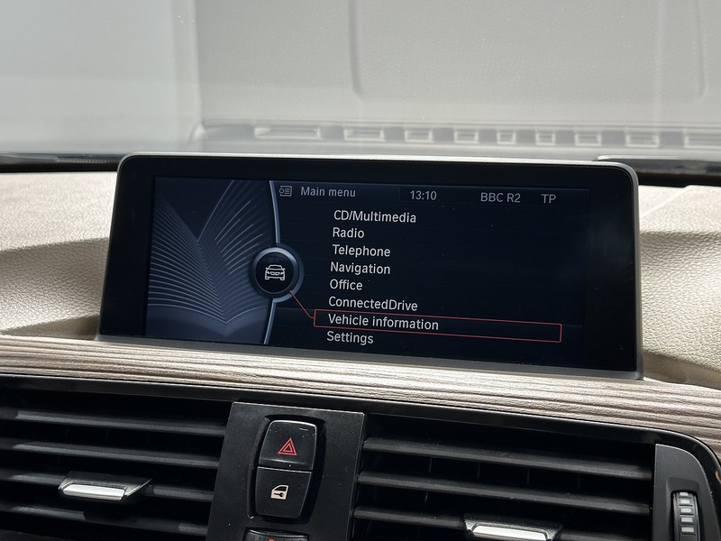 BMW 3 Series 328i Modern - U1404