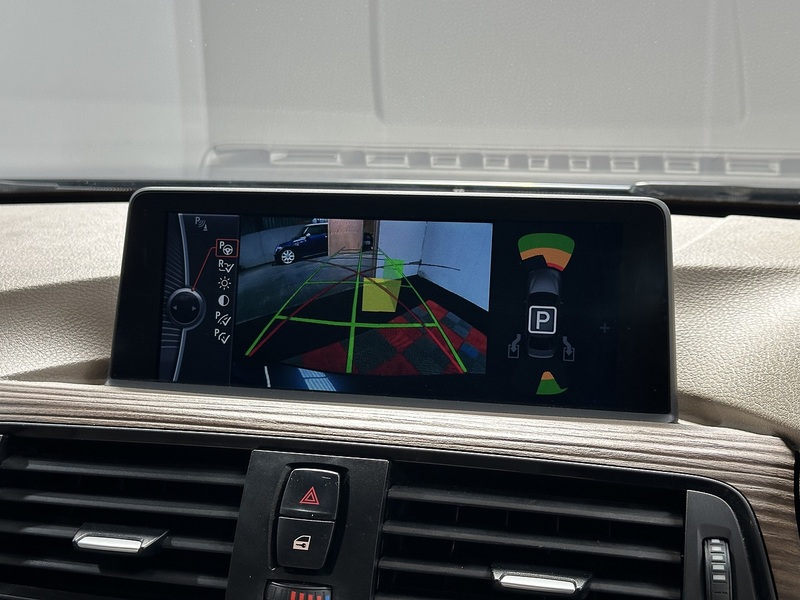 BMW 3 Series 328i Modern - U1404
