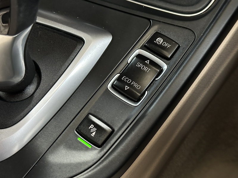 BMW 3 Series 328i Modern - U1404