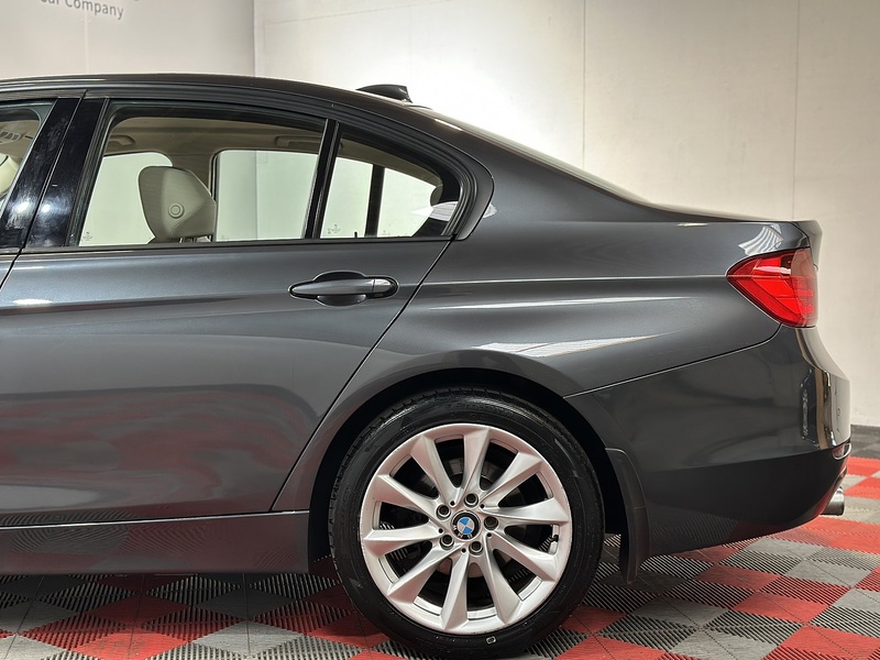 BMW 3 Series 328i Modern - U1404