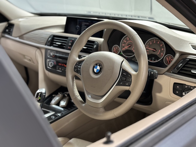 BMW 3 Series 328i Modern - U1404