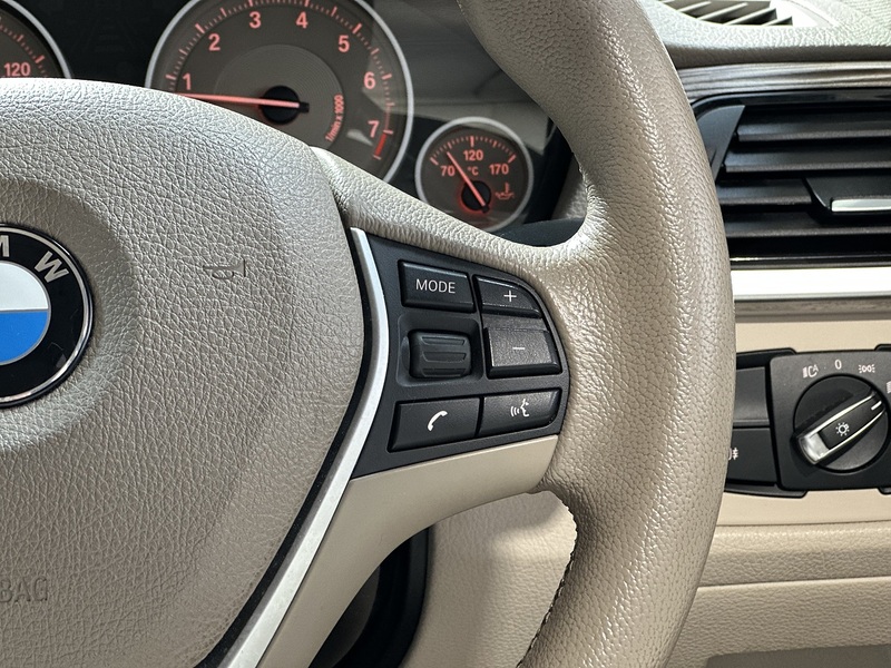 BMW 3 Series 328i Modern - U1404