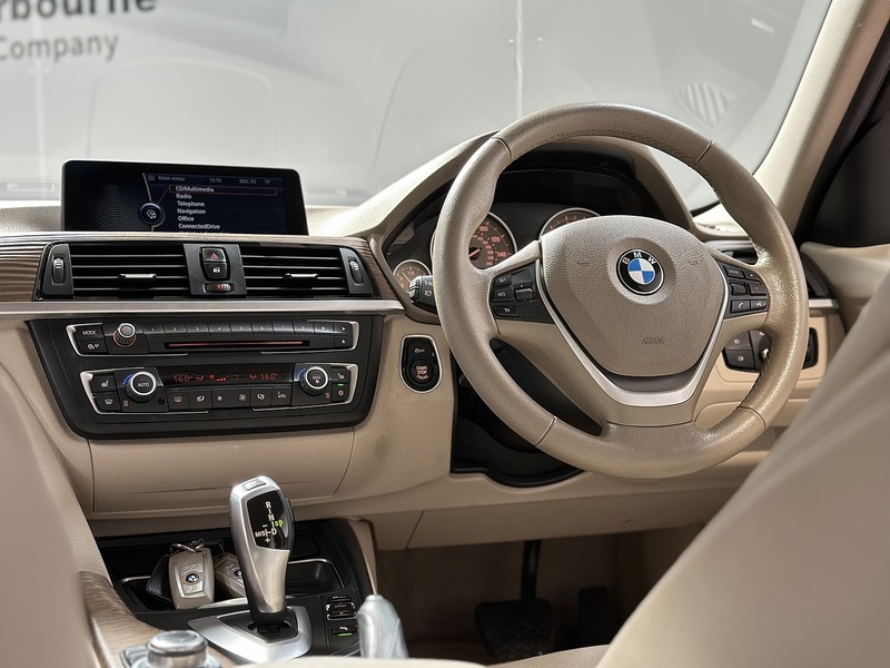 BMW 3 Series 328i Modern - U1404
