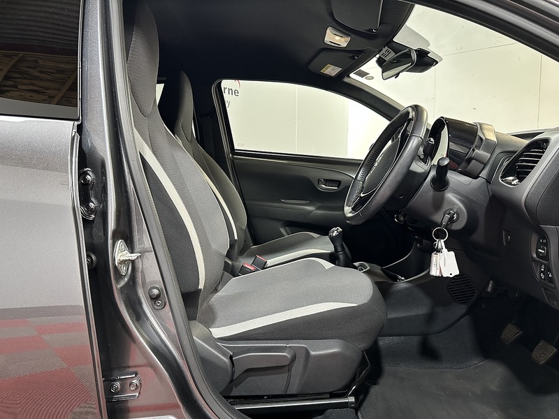 Toyota AYGO VVT-i x-trend - U1410