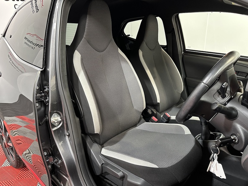 Toyota AYGO VVT-i x-trend - U1410