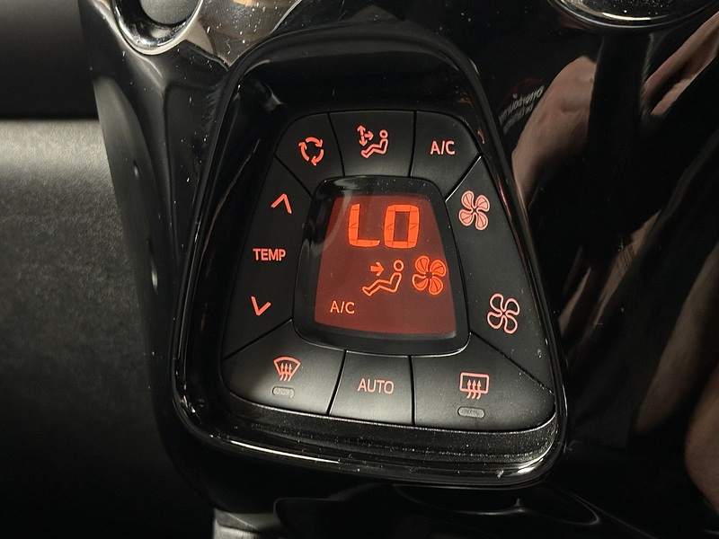 Toyota AYGO VVT-i x-trend - U1410