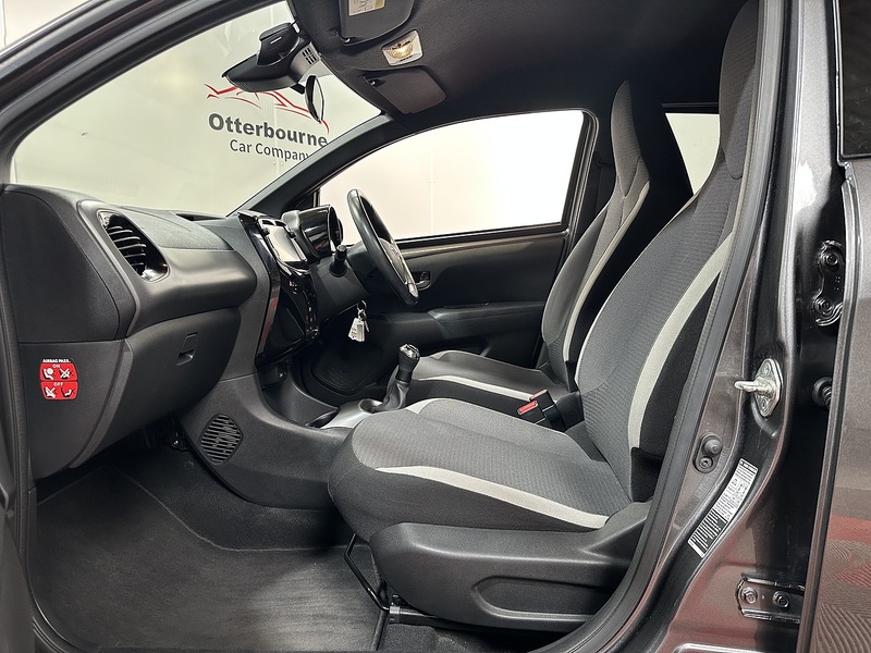Toyota AYGO VVT-i x-trend - U1410